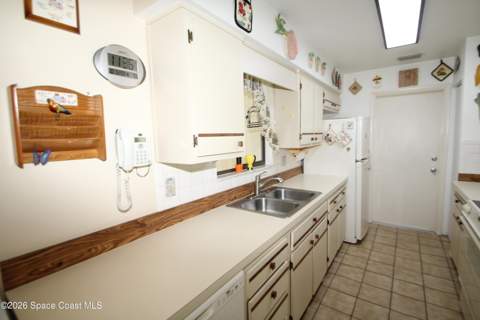 940 Kenmore Street, Palm Bay FL - photo 9 of 32