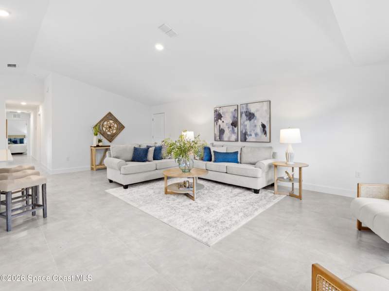 8 bedroom Single Family Residence at 2542 SE Hester Avenue #A, Port Malabar Unit 46, Palm Bay — photo 2
