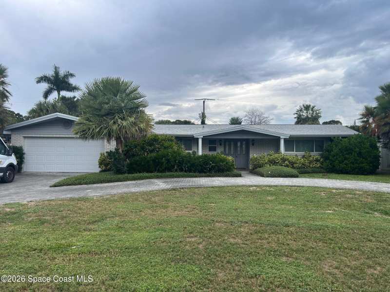 4 bedroom Single Family Residence at 2404 Scenic Drive, Golf Park Subd, Melbourne — photo 1
