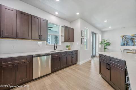 731 Banyan Street, Palm Bay FL - photo 15 of 36