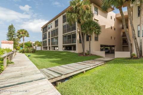 18 Marina Isles Boulevard #105, Indian Harbour Beach FL - photo 6 of 67