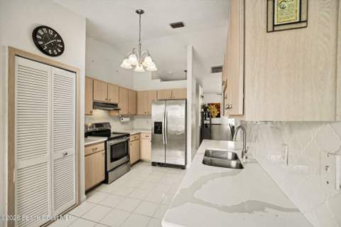 353 NW Rheine Road, Palm Bay FL - photo 11 of 35