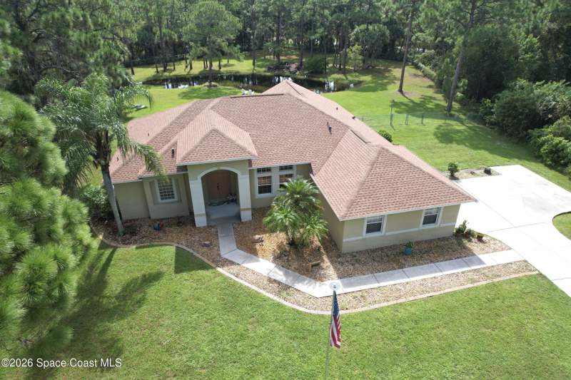 3 bedroom Single Family Residence at 4572 Hunters Run Circle, Hunters Run, Grant — photo 2