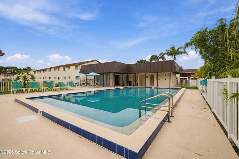 2 bedroom Condominium at 758 Ridge Club Drive #62, The Ridgewood Club Condo Ph I, Melbourne — photo 5