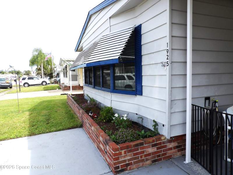 2 bedroom Manufactured Home at 1925 Live Oak Street, Palm Bay Colony Sec 4, Palm Bay — photo 4