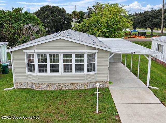 2 bedroom Manufactured Home at 923 Vireo Drive, Barefoot Bay Unit 2 Part 13, Barefoot Bay — photo 1
