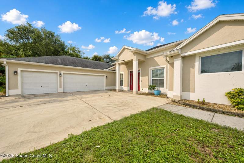 4 bedroom Single Family Residence at 5275 Vacaro Avenue, Canaveral Groves Subd Replat Unit 2 Sheet 2, Cocoa — photo 2