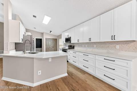 2049 Caledonia Place, Melbourne FL - photo 11 of 45
