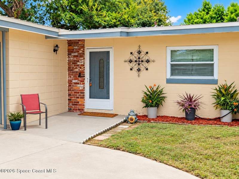 4 bedroom Single Family Residence at 1360 Dozier Avenue, Country Club Hills, Titusville — photo 4