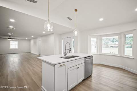 3825 Arlington Avenue, Mims FL - photo 16 of 36
