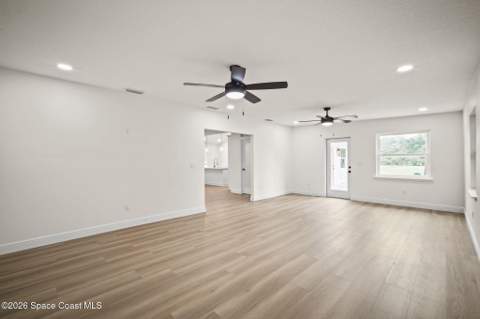 3825 Arlington Avenue, Mims FL - photo 20 of 36