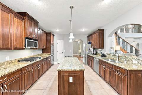 1329 Tipperary Drive, Melbourne FL - photo 15 of 57