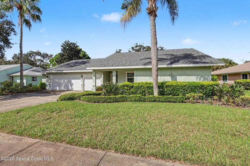 4 bedroom Single Family Residence at 1224 Continental Avenue, Indian River Colony Club Pud Phase 1 Unit 1, Melbourne — photo 3