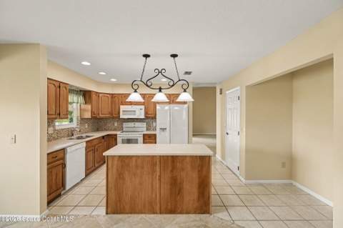 1224 Continental Avenue, Melbourne FL - photo 15 of 44