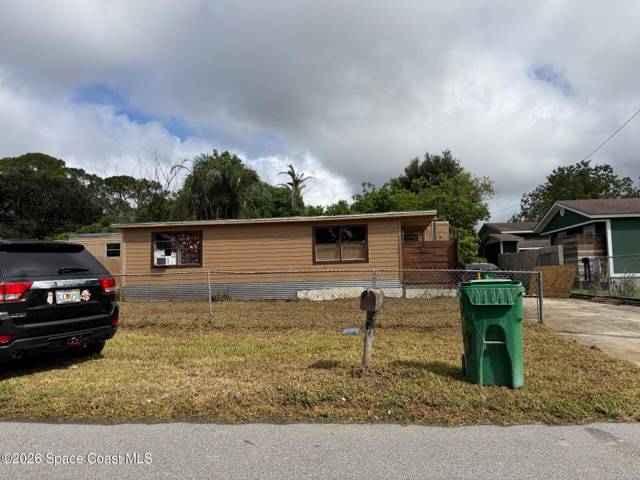 320 La Havre Court