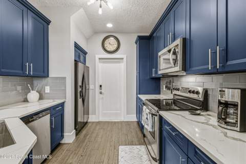 1375 Isabella Drive #104, Melbourne FL - photo 13 of 52