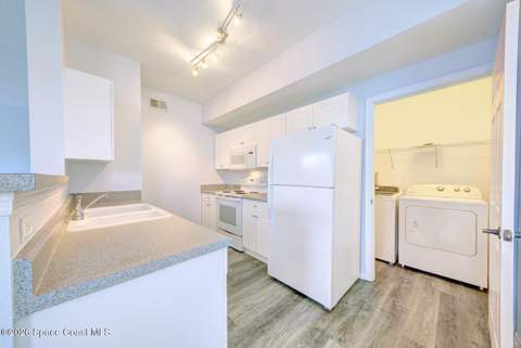 5663 Star Rush Drive #202, Melbourne FL - photo 14 of 35