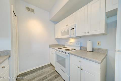 5663 Star Rush Drive #202, Melbourne FL - photo 12 of 35