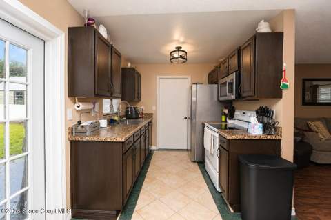 4135 Juanita Street, Cocoa FL - photo 7 of 34