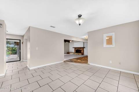 525 Hidden Creek Drive, Merritt Island FL - photo 10 of 57