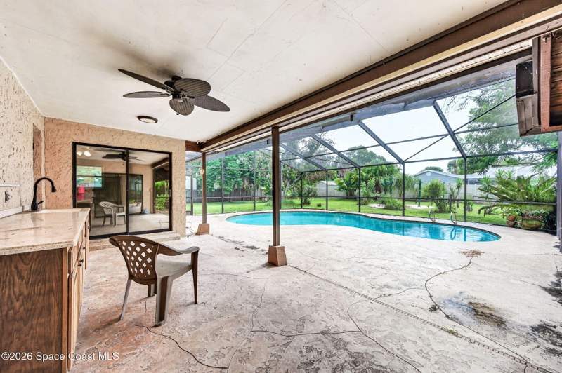 4 bedroom Single Family Residence at 525 Hidden Creek Drive, Hidden Creek, Merritt Island — photo 2