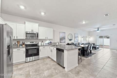 2810 Ben Hogan Court, West Melbourne FL - photo 7 of 26