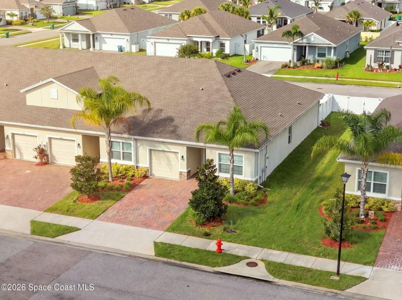 3 bedroom Townhouse at 2810 Ben Hogan Court, Palm Garden Lakes, West Melbourne — photo 2