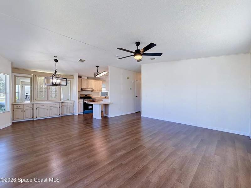 2 bedroom Manufactured Home at 553 N Marlin Circle, Barefoot Bay Unit 1, Barefoot Bay — photo 3