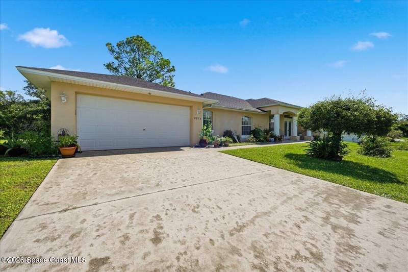 3 bedroom Single Family Residence at 2975 SE Grant Avenue, Port Malabar Unit 46, Palm Bay — photo 3