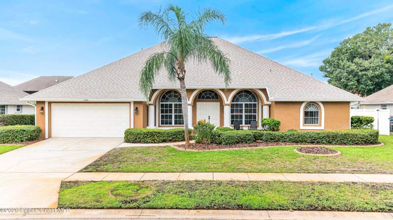 3 bedroom Single Family Residence at 1560 Banana Drive, Titusvillage Sec Xi, Titusville — photo 3