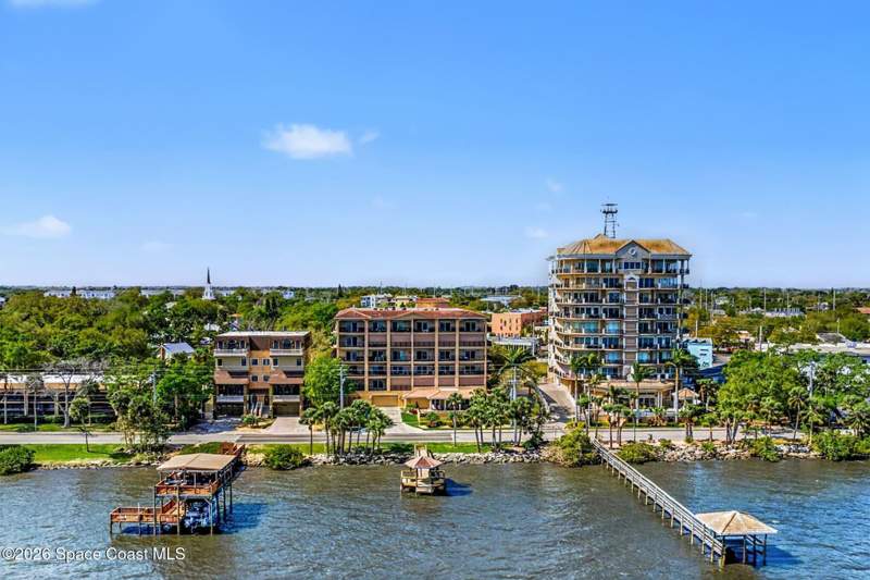 4 bedroom Condominium at 29 Riverside Drive #203, Riverside Landing Condo, Cocoa — photo 2