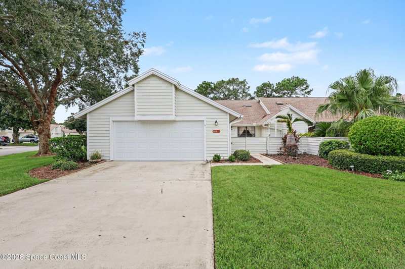 3 bedroom Townhouse at 858 Ridge Lake Drive, Quail Ridge at Suntree Suntree Pud Stage 5 Tract 4, Melbourne — photo 1