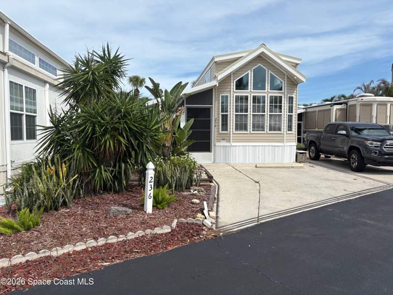 2 bedroom Manufactured Home at 236 Pier Lane #482, Outdoor Resorts, Melbourne Beach — photo 3