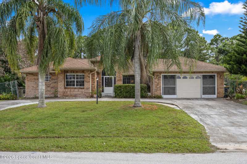 4 bedroom Single Family Residence at 1582 Starboard Street, Port Malabar Unit 42, Palm Bay — photo 1