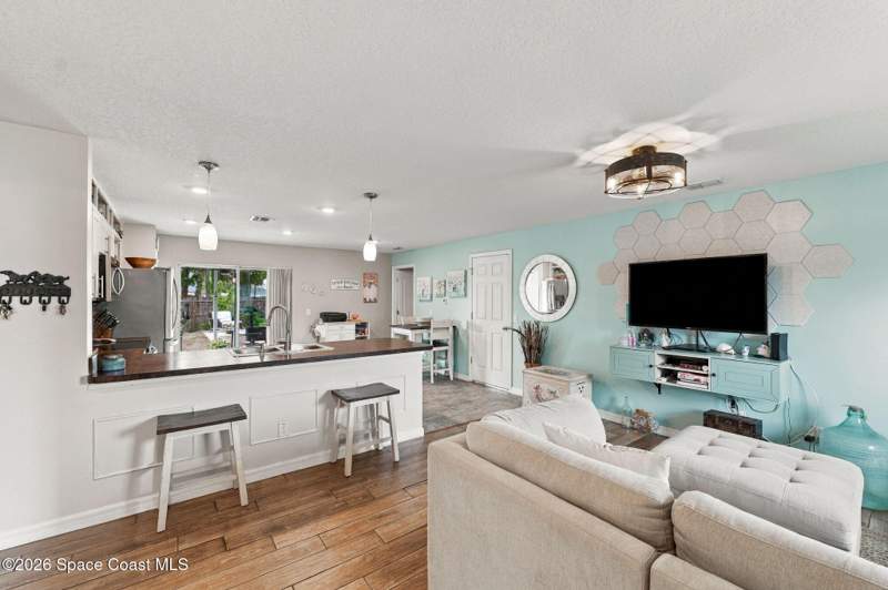 3 bedroom Single Family Residence at 700 Harper Boulevard, Port Malabar Unit 37, Palm Bay — photo 3