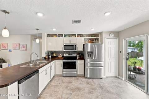 700 Harper Boulevard, Palm Bay FL - photo 8 of 24