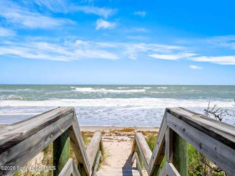 1405 Jimmy Buffett Mem Highway #203, Satellite Beach FL - photo 6 of 35