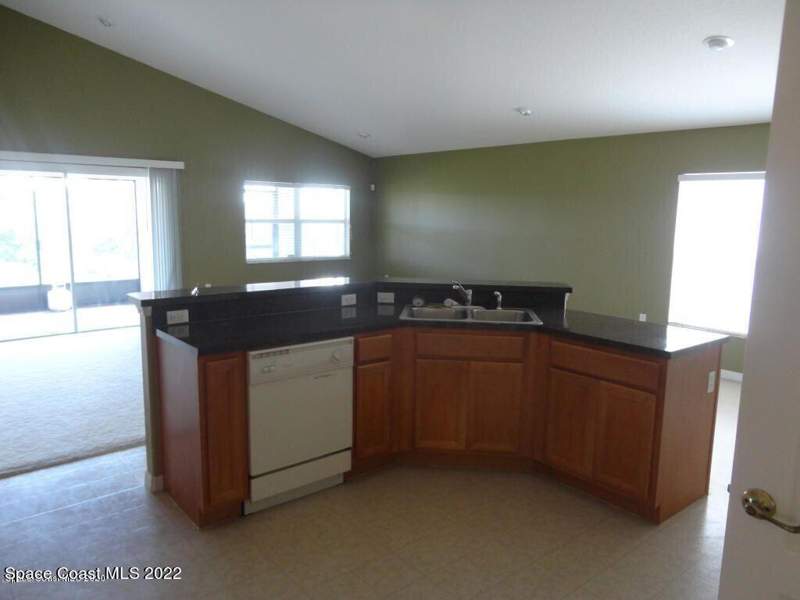 3 bedroom Ranch at 5222 Outlook Drive, Deer Lakes Phase 3, Melbourne — photo 3