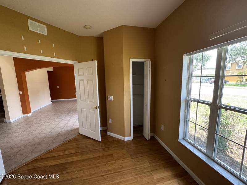 5 bedroom Single Family Residence at 190 Wading Bird Circle, 115 River Drive Condo Ph I, Palm Bay — photo 4