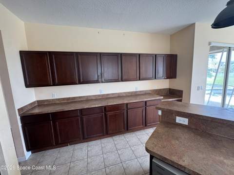 190 Wading Bird Circle, Palm Bay FL - photo 7 of 19