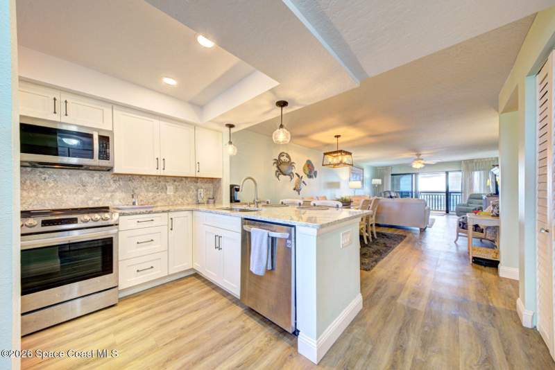 2 bedroom Condominium at 1305 S Atlantic Avenue #560, Hacienda Del Mar Condo, Cocoa Beach — photo 3