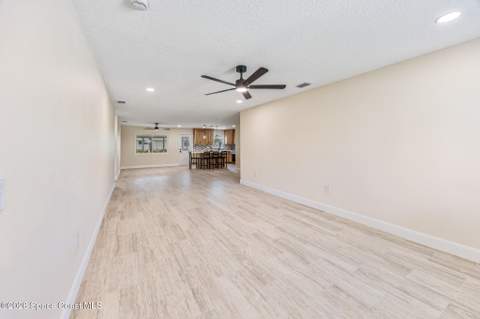 602 Desoto Lane, Indian Harbour Beach FL - photo 6 of 40