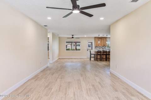 602 Desoto Lane, Indian Harbour Beach FL - photo 7 of 40