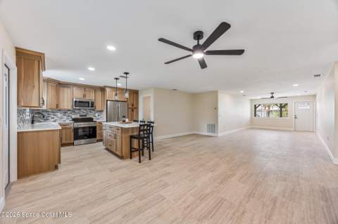 602 Desoto Lane, Indian Harbour Beach FL - photo 9 of 40