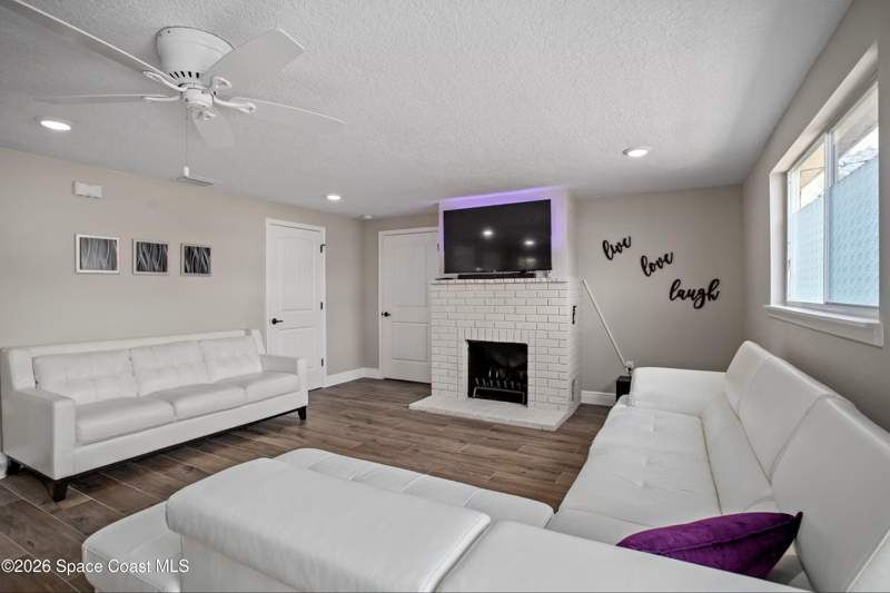 5 bedroom Single Family Residence at 406 Bellair Drive, Carlton Terrace Amended Plat of, Cocoa — photo 5