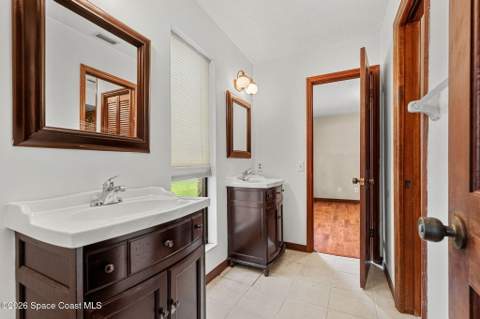 656 Doral Lane, Melbourne FL - photo 11 of 64