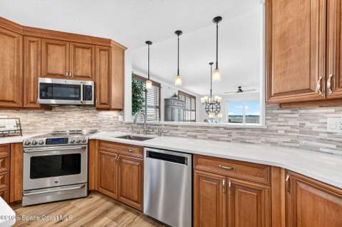4007 N Harbor City Boulevard #404, Melbourne FL - photo 16 of 70