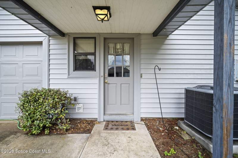 4 bedroom Single Family Residence at 896 Angelico Road, Port Malabar Unit 14, Palm Bay — photo 2