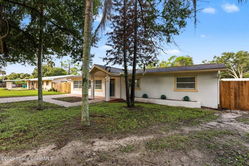4 bedroom Ranch at 2070 Seminole Boulevard, June Park Addn No 4, Melbourne — photo 4