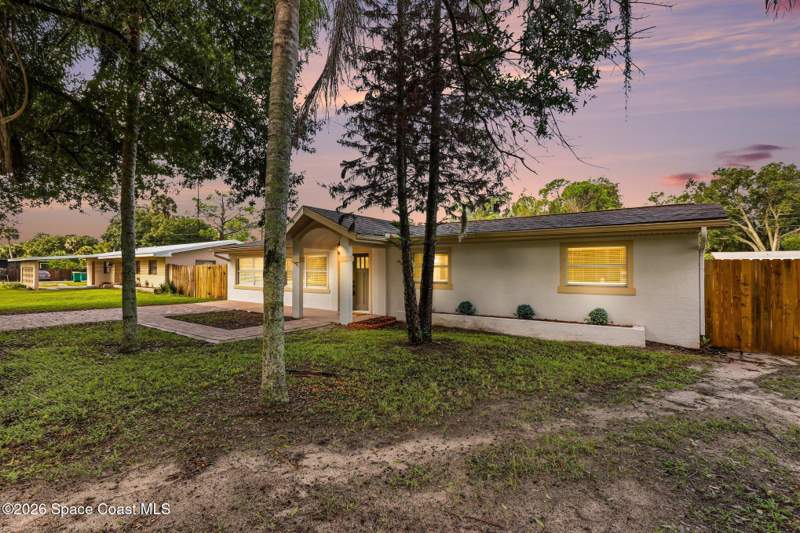 4 bedroom Ranch at 2070 Seminole Boulevard, June Park Addn No 4, Melbourne — photo 5
